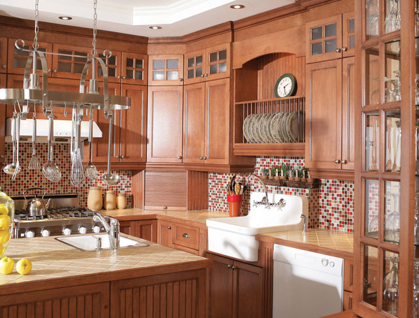 Armoire de cuisine en bois